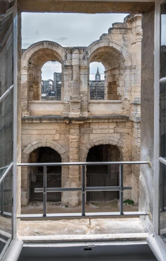 Studio Dans Le Centre Historique D'Arles Appartamento Esterno foto
